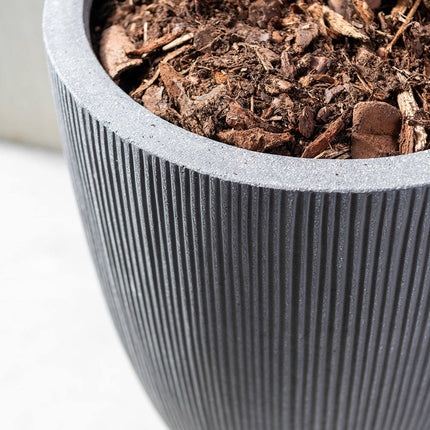 Pottery Pots Ben L, Dark Grey Ø34 cm (verticaal geribbeld)