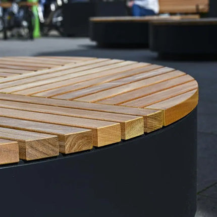 Outdoor Stool | Garden 1140 x 450 mm | Aluminium | Garapa Hardwood - Round