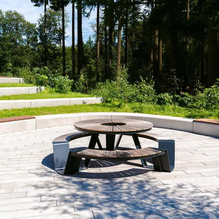 Cortenstaal Bank Rond - 230x230x45 cm - Garapa Hardhout - Tuinbank