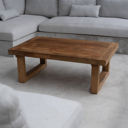 De salontafel van teruggewonnen teakhout - naturel