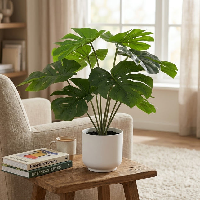 Kunstplant Monstera Deliciosa in witte pot - ↕50cm - Ø15cm