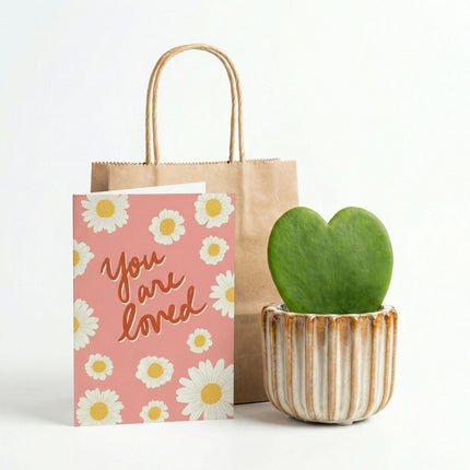 Gift Set - Love Set - Heart-shaped plant, pot, greeting card & gift bag