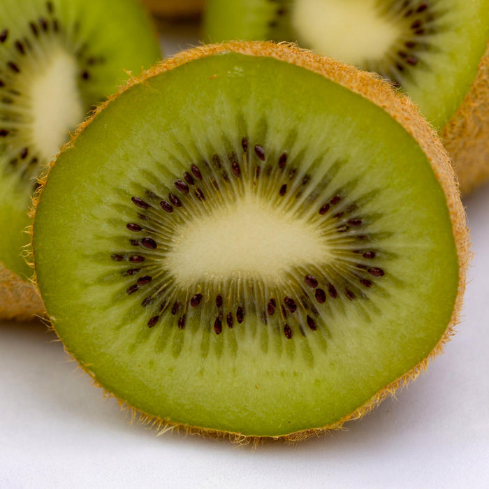 Fruitplant - Groene Kiwi - Actinidia deliciosa Jenny  - Groene Vrucht - 2 planten - Pot 15cm Hoogte 50cm
