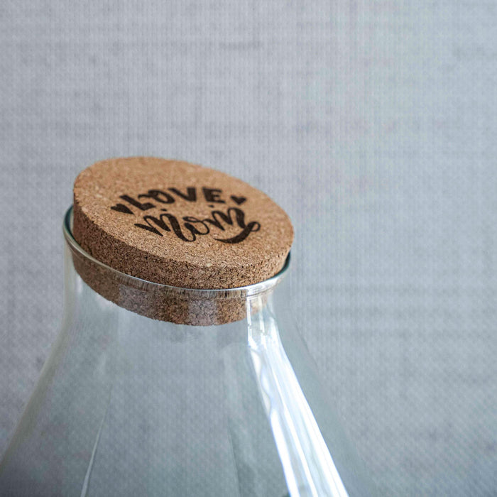 'LOVE MOM' terrarium Drop XL + gegraveerde kurk - Fles terrarium DIY kit – Ø24cm - ↕37cm - Moederdag