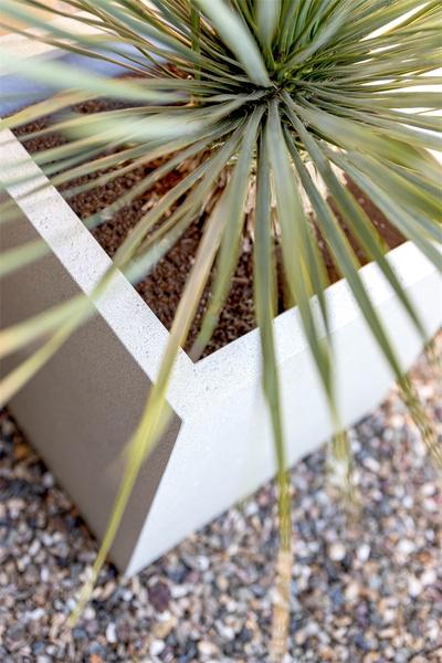 Pot Grigio Cube Antique White - D40 x H40 - Luca Lifestyle | Betonlook Plantenbak