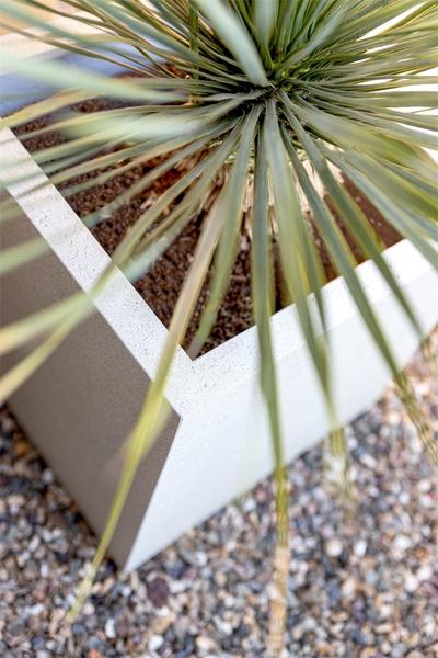 Pot Grigio Cube Antique White - D60x H60 - Luca Lifestyle | Betonlook Plantenbak
