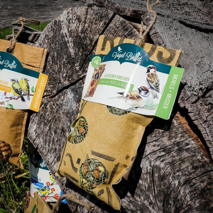 Buffet pour oiseaux | Mélange écologique de nourriture pour oiseaux en sachets de 4 (4 x 300 g)