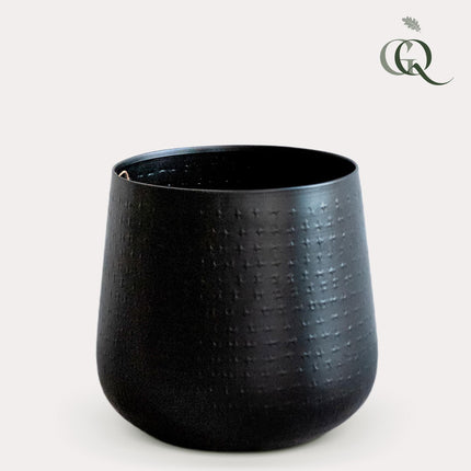 Pot de fleurs - Noir mat - Personnage Gina Da - M - H23 - L21