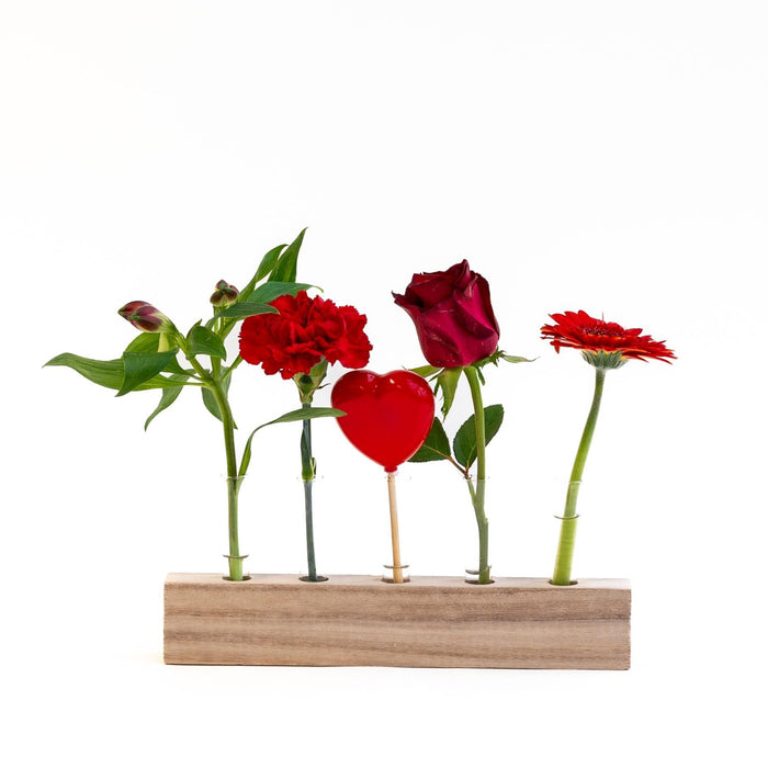 Letterbox Wood standard & Red Flowers - ↔25,5cm x ↕35cm