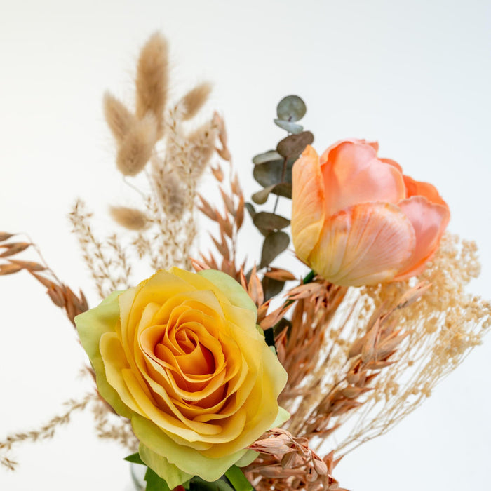 Letterbox Sunshine - Dried & Silk Flowers in yellow & natural colors - ↕35cm